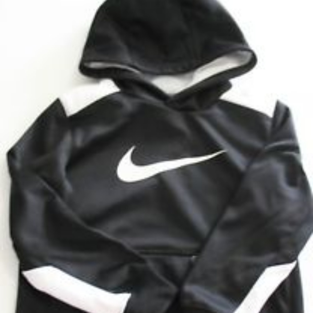 NIKE ThermaFit Hoodie